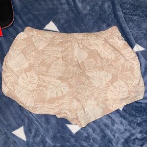 Tan jungle print H&M shorts